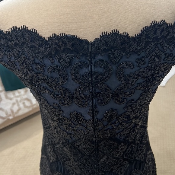 COPY - Tadashi Shoji lace Cocktail Dress - Picture 6 of 8